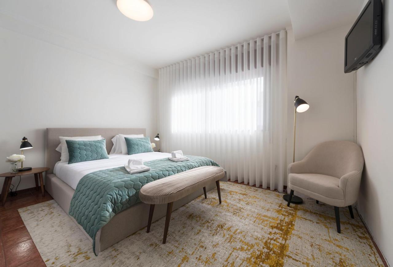 Lovelystay - Newly Decorated 2Br Flat With Free Parking Vila Nova de Gaia Exteriör bild